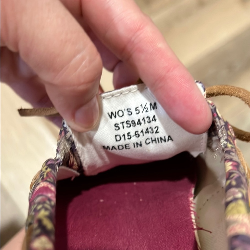 Sperry, Floral Canvas Women's Boat Shoes; top-sider loafers, size 5.5 - Picture 7 of 10
